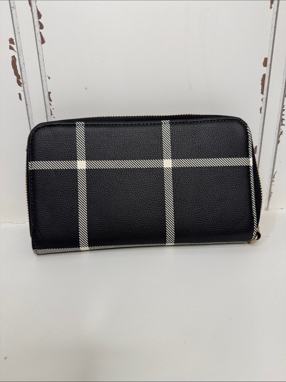 thirty-one Black Wallet with White Windowpane Plaid